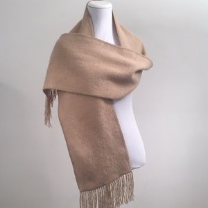 ✅ SOLD TAN SOFT Wool Scarf / Shawl - Mohair?